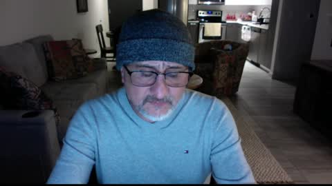 QS - INDEPENDENT MODEL online show from 12-22-24, 05:12