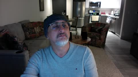 QS - INDEPENDENT MODEL online show from 01-30-25, 02:27