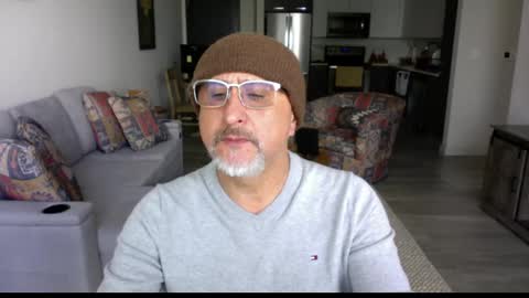 QS - INDEPENDENT MODEL online show from 03-01-25, 06:21