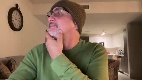 QS - INDEPENDENT MODEL online show from 03-10-25, 03:12