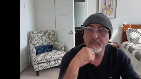 QS - INDEPENDENT MODEL online show from 01-16-26, 08:46