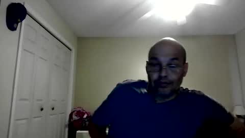 Snapshot of latinoinfla chatting on 05-10-26, 05:29 latinoinfla online show from 05-10-26, 05:29