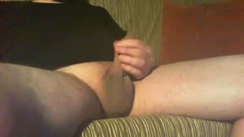 Snapshot of latinoloveboy chatting on 12-29-24, 07:06 Lucas online show from 12-29-24, 07:06