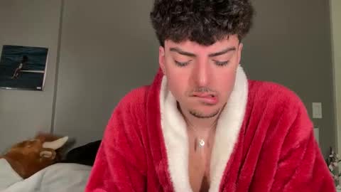 Snapshot of latinotwunk21 chatting on 02-16-26, 09:00 Rylie Beck online show from 02-16-26, 09:00