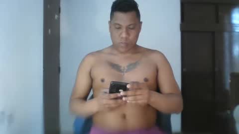 latinrayf online show from 11-16-25, 05:40