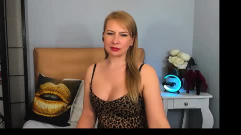 Snapshot of latoyasensual chatting on 02-22-25, 09:12 Latoya online show from 02-22-25, 09:12