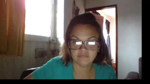 Snapshot of lau16310 chatting on 05-28-26, 08:28 Laura online show from 05-28-26, 08:28