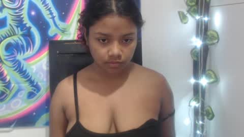 Snapshot of lau_sofia21 chatting on 08-08-26, 01:02 lau sofia21 online show from 08-08-26, 01:02
