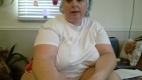 Snapshot of laulauma chatting on 01-02-25, 02:57 LauLauMa online show from 01-02-25, 02:57