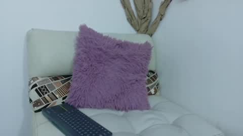     online show from 06-06-26, 12:21