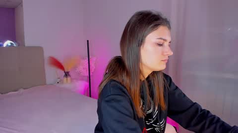 Laura online show from 01-19-25, 09:11