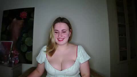 Snapshot of laura__nelson chatting on 02-04-26, 11:53 Laura Nelson online show from 02-04-26, 11:53