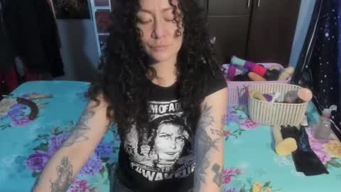  Wen  online show from 02-04-26, 08:47