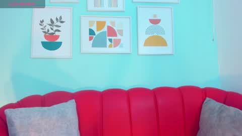 Laura online show from 12-28-24, 01:17