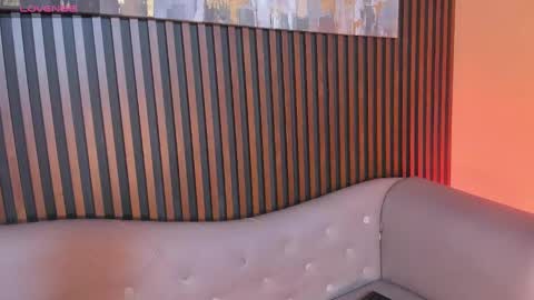 Laura online show from 09-13-25, 11:43