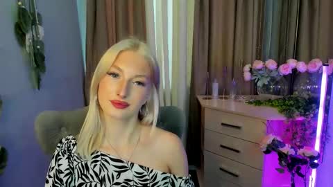Laura online show from 10-14-25, 08:15
