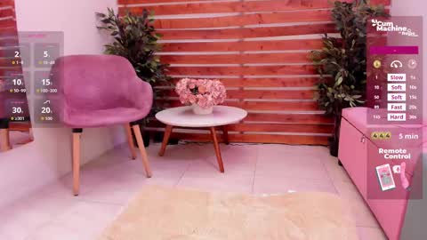 Snapshot of laura_bonnet_ chatting on 09-16-25, 02:07 Laura Bonnet online show from 09-16-25, 02:07