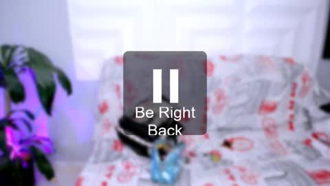 LAURA online show from 12-15-25, 01:04