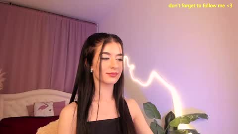 Laura online show from 03-22-26, 08:45