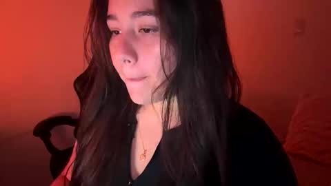 Snapshot of laura_d23 chatting on 01-16-26, 12:47 laura online show from 01-16-26, 12:47