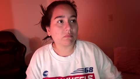 Snapshot of laura_d23 chatting on 01-19-26, 12:14 laura online show from 01-19-26, 12:14