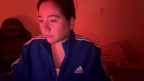 Snapshot of laura_d23 chatting on 02-17-26, 12:18 laura online show from 02-17-26, 12:18