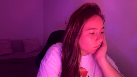 Snapshot of laura_d23 chatting on 03-19-26, 10:14 laura online show from 03-19-26, 10:14