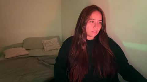 Snapshot of laura_d23 chatting on 03-25-26, 11:00 laura online show from 03-25-26, 11:00