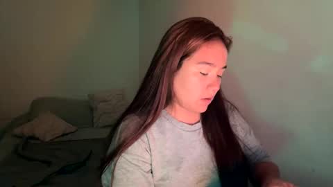 Snapshot of laura_d23 chatting on 03-30-26, 11:28 laura online show from 03-30-26, 11:28