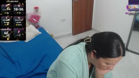 laura_foxx2379 online show from 11-02-25, 03:09