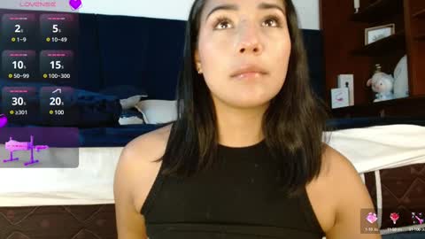 lLAURA online show from 02-26-25, 10:09
