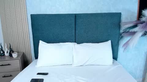 LauraIvy online show from 12-03-25, 12:47