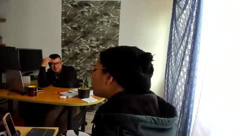 LARA online show from 12-23-24, 05:00