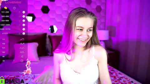 Laura online show from 01-02-25, 04:56