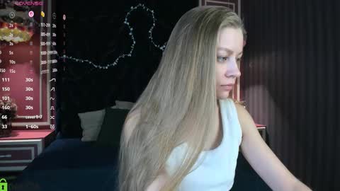 Laura online show from 02-08-26, 09:13