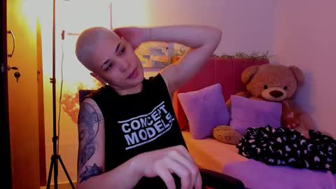 Laura Rose online show from 03-24-26, 07:19