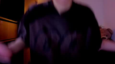 Laura Rose online show from 04-17-26, 06:55