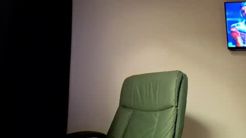Snapshot of laura_r23 chatting on 07-11-26, 03:37 Laura Rose online show from 07-11-26, 03:37
