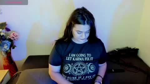 Snapshot of laura_sinner chatting on 06-15-26, 10:01 Laura online show from 06-15-26, 10:01