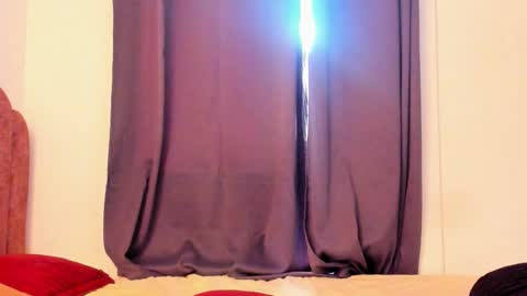 LAURA SOE online show from 11-01-25, 08:00