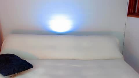 Laura online show from 02-23-25, 11:47