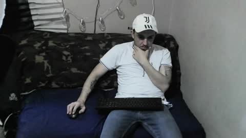 Snapshot of lauradecuada2 chatting on 05-03-26, 10:16 lauradecuada2 online show from 05-03-26, 10:16
