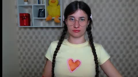 Laura online show from 06-02-26, 06:15