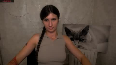 Snapshot of lauradre_ chatting on 07-17-26, 09:38 Laura online show from 07-17-26, 09:38