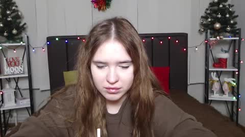Snapshot of laurahlot chatting on 12-29-24, 10:03 LauraHlot online show from 12-29-24, 10:03