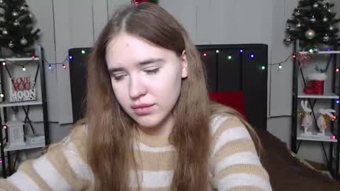 Snapshot of laurahlot chatting on 12-31-24, 01:26 LauraHlot online show from 12-31-24, 01:26