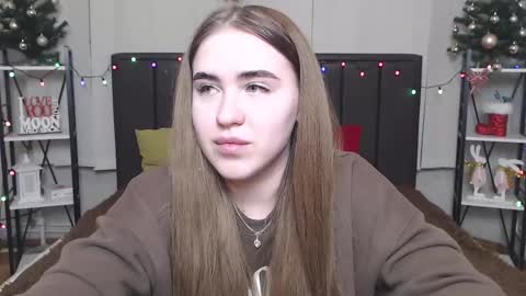 Snapshot of laurahlot chatting on 01-06-25, 12:27 LauraHlot online show from 01-06-25, 12:27