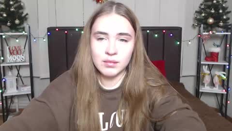 Snapshot of laurahlot chatting on 01-10-25, 08:37 LauraHlot online show from 01-10-25, 08:37