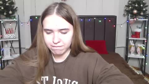 Snapshot of laurahlot chatting on 01-11-25, 04:06 LauraHlot online show from 01-11-25, 04:06