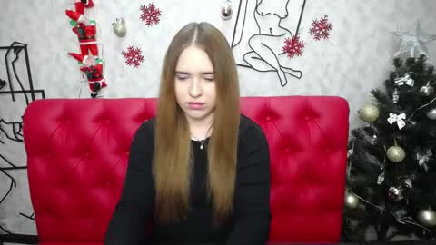 Snapshot of laurahlot chatting on 01-11-25, 07:05 LauraHlot online show from 01-11-25, 07:05